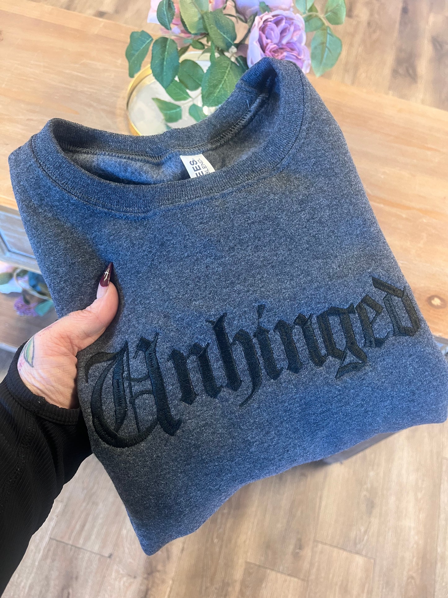 Unhinged Crewneck